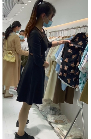 黑裙美女