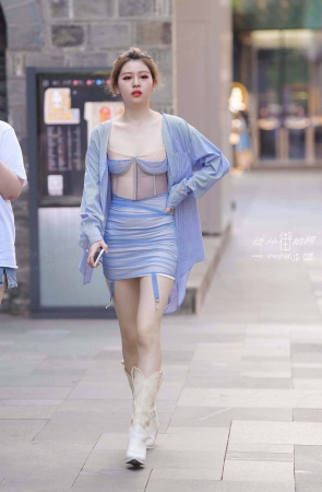 2083-11+38高挑小姐姐 3P