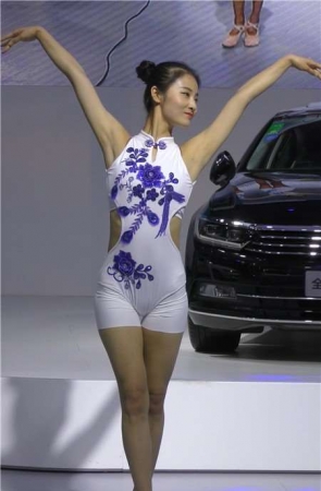 4k-紧身连体衣美三角舞蹈美女