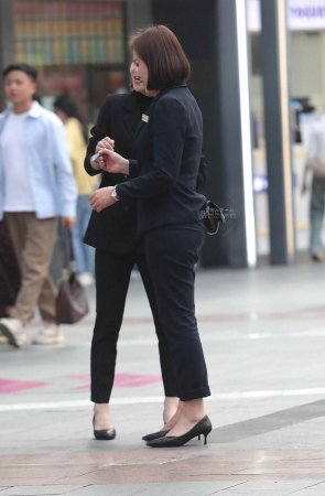 街拍高跟职业装