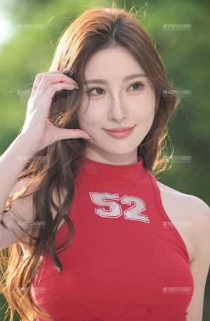 热裤小妹