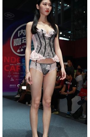 漂亮的美女模特(29P)