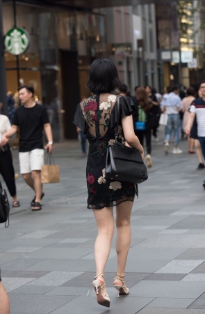 高跟旗袍美女