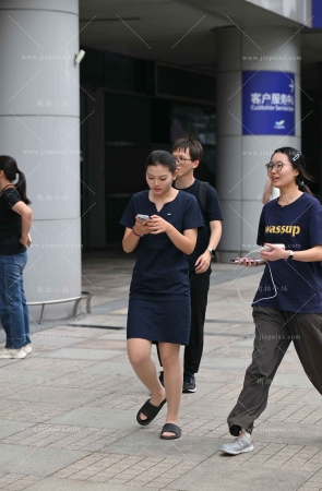 黑色拖鞋肉丝小姐姐 [16P]