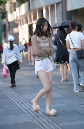 超白皙的邻家小妹