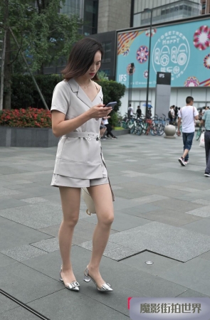 肉丝长腿少妇有韵味3A663[525M]