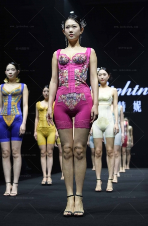 2475-9=49√四川内衣-紧身塑身内衣- 10P