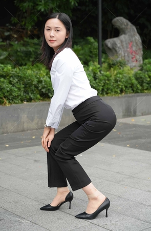 金融OL西裤高跟短丝终极版473P视相机8K10min