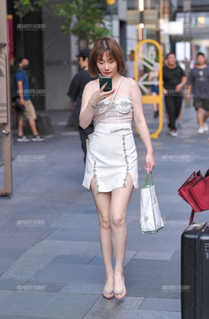 白皙