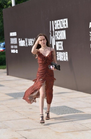 迷人气质女神 [53P-1.17GB]