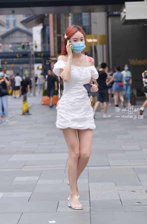 20722-16+32/白皙美腿小姐姐 6P