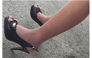 肉丝袜美腿加鱼嘴高跟鞋MM