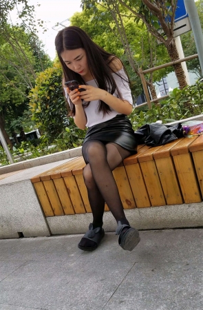 性感的黑丝大美女