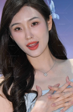 25612-22-48√这真是人美腿更美