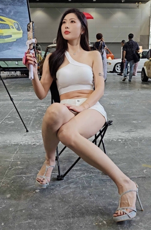 叶濛雨C位拍摄3段长腿凉高视频3min