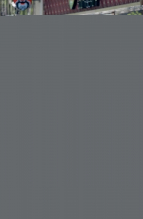 热裤，长腿，凉鞋