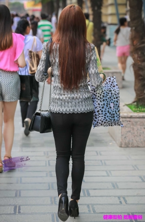 李欢原创——–黑裤，丰腴（11P）