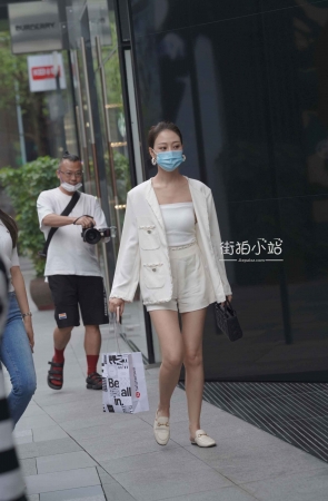 喜欢大白腿女生