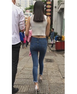 短衣美臀露脐超紧身蓝牛美女 [3.93 GB]