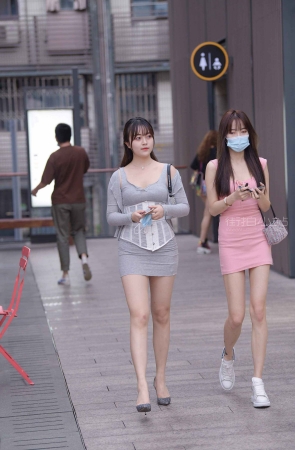 包臀裙美女