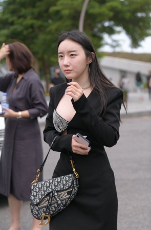 西装裙魅力显白 [188P-3.69GB]