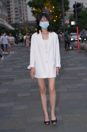 灵魂是朵难养的花/231119-3-83 14P