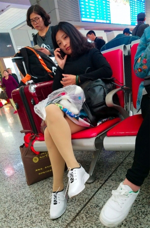 候车室遇见成熟少妇