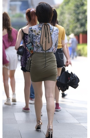 短发包臀裙妹子(73P)[1.62G/JPG]