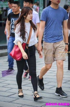 李欢原创——–牛仔，丰腴（10P）