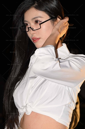 251121-22-117√白衬衫-黑丝美腿【套图➕