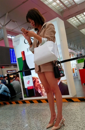 等人的极品女神美眉