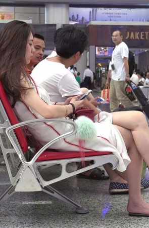 美少女联合出动，同型美足同款凉拖第1期