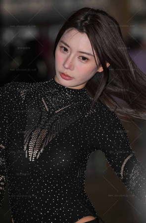 土豆丝86√魅影黑 12P