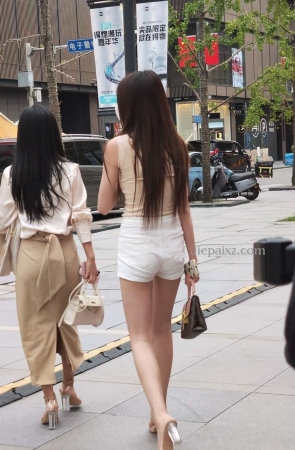 极品大长腿热牛 【2.77 GB】6分19秒