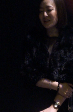 豹纹,高跟,黑丝,美腿的少妇