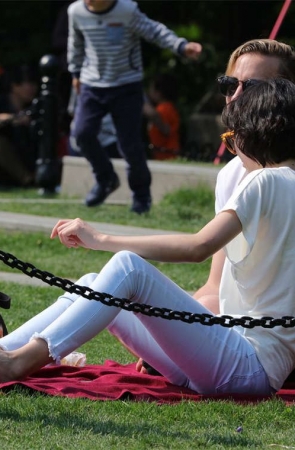 No1151 黑粗铁链终于和雪白嫩足来了次完美碰撞 第2套