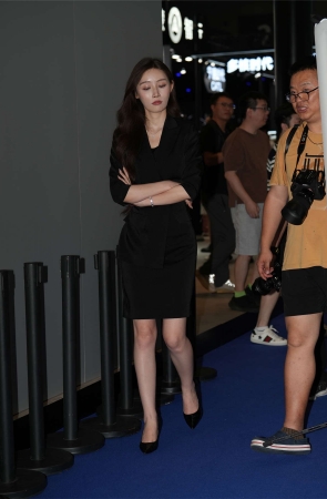 端庄优雅OL套装