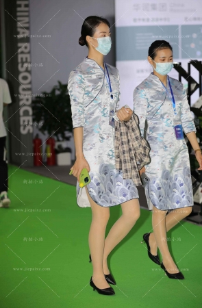 旗袍装肉丝袜礼仪小姐姐 [20P]