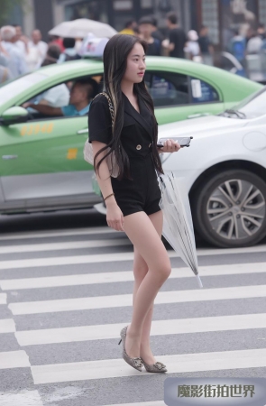 下雨天的美女3A3975[1.13G]