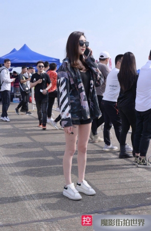 看车美女3A298[981M]