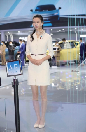 【街拍心灵】汽车品牌大使气质肉丝美腿街拍高跟