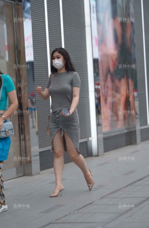 街拍性感灰色群美女