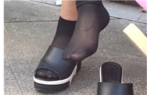 短黑丝 [292 MB/MP4]