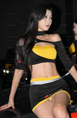 24920-40=68√靓丽包臀裙美女车模 13P