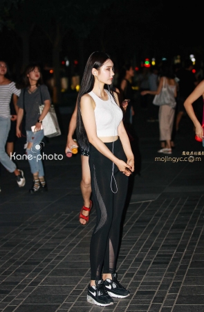 夜色中等人的你 特别美