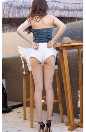 （套图）孤单又灿烂的我 (256P)[3.78G/JPG]