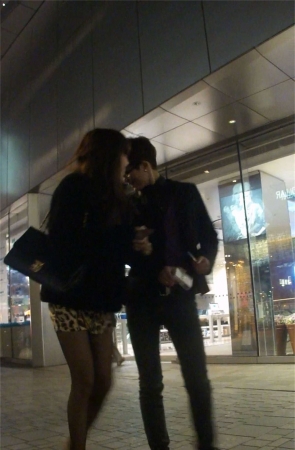 豹纹,包臀裙,黑丝的极品美女