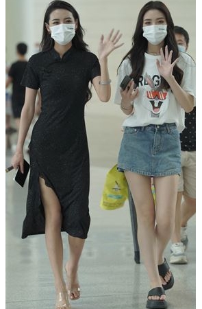 两个漂亮美女(53P)