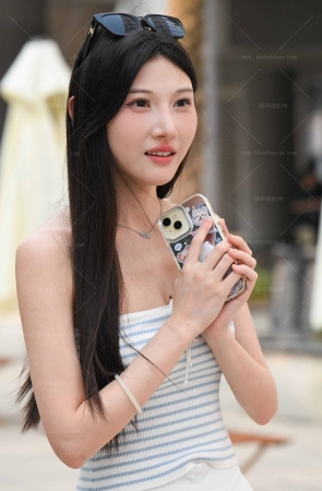 25614-14-48√美腿美足女生