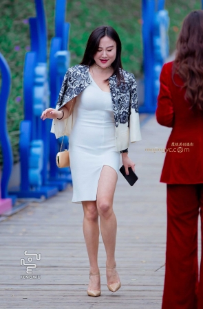 包臀短裙，裸腿，凉高（15）